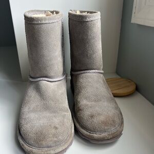 BearPaw Kids Shearling Boots in Gray Suede